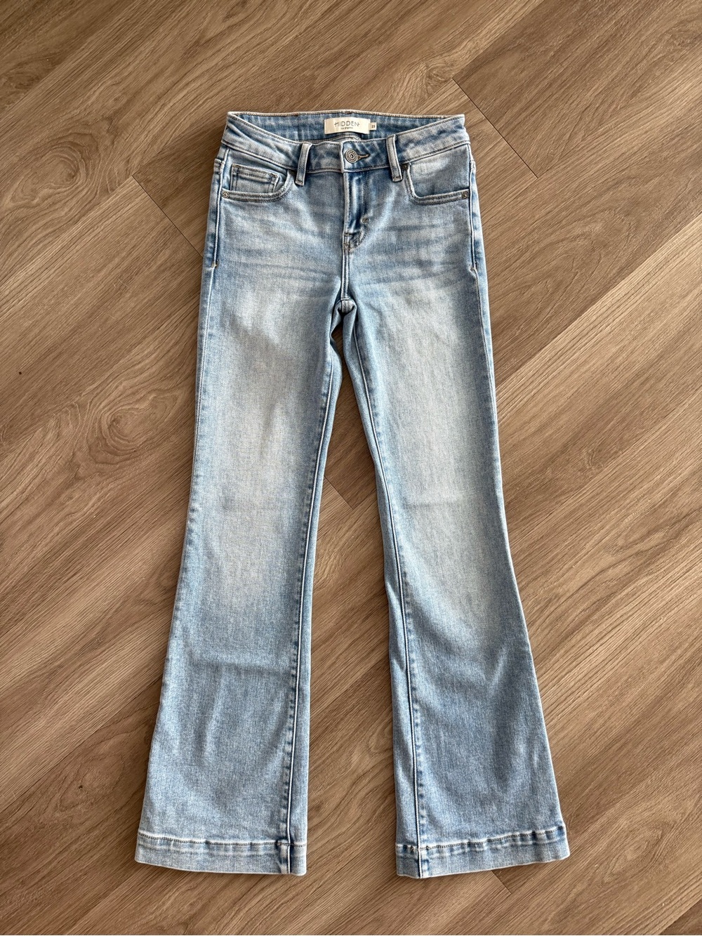 Light Wash Flare Jeans - Women's Flared Denim